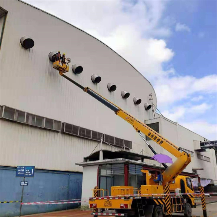 怀宁县高空作业车出租服务：专业广告牌安装解决方案