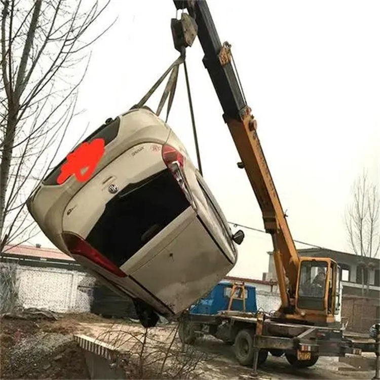 怀宁县吊车吊轿车租赁指南：如何选吨位、避风险、省预算