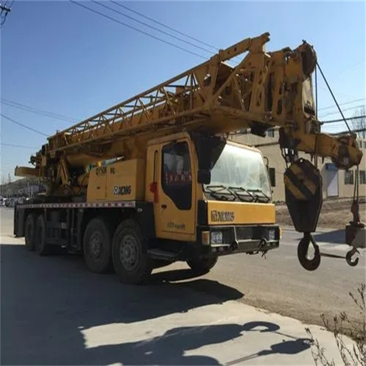 怀宁县哪里有专业吊车出租